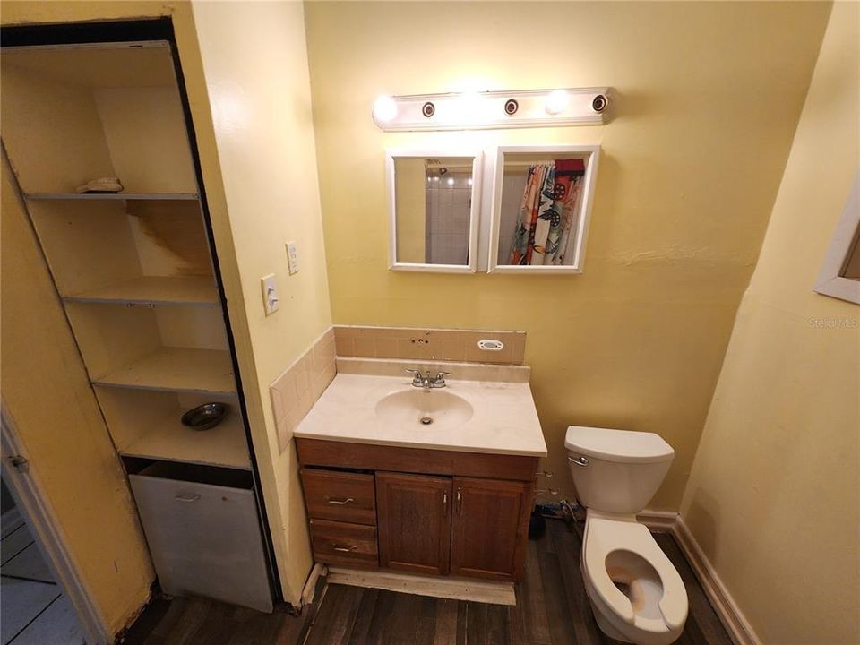 Bathroom 2