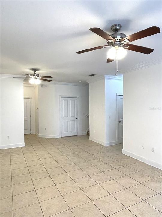 For Rent: $2,495 (3 beds, 2 baths, 1832 Square Feet)