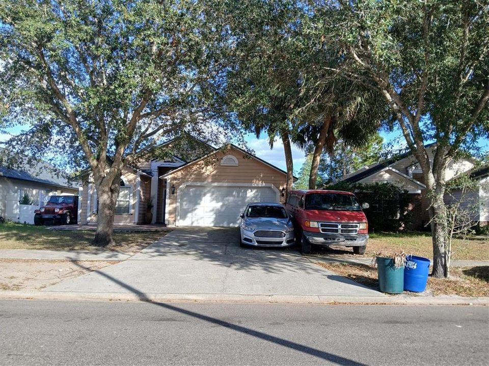 For Sale: $379,900 (3 beds, 2 baths, 1520 Square Feet)