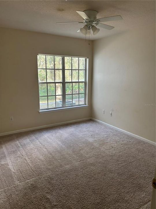 For Rent: $1,400 (2 beds, 2 baths, 996 Square Feet)