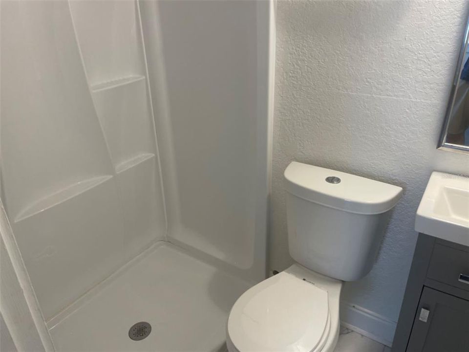 For Rent: $1,195 (0 beds, 1 baths, 350 Square Feet)