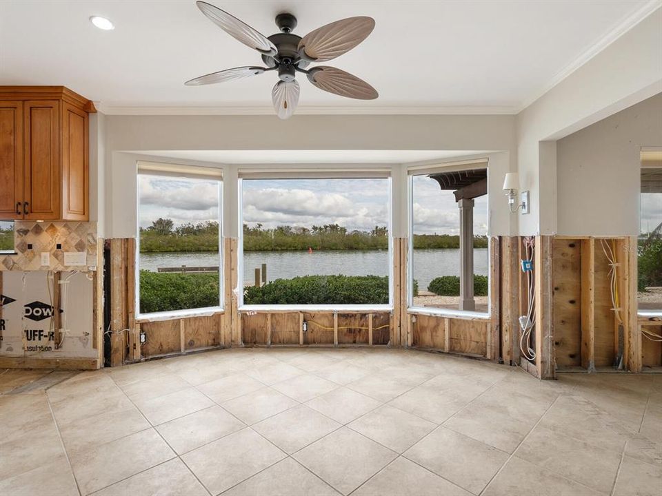 Informal dining area