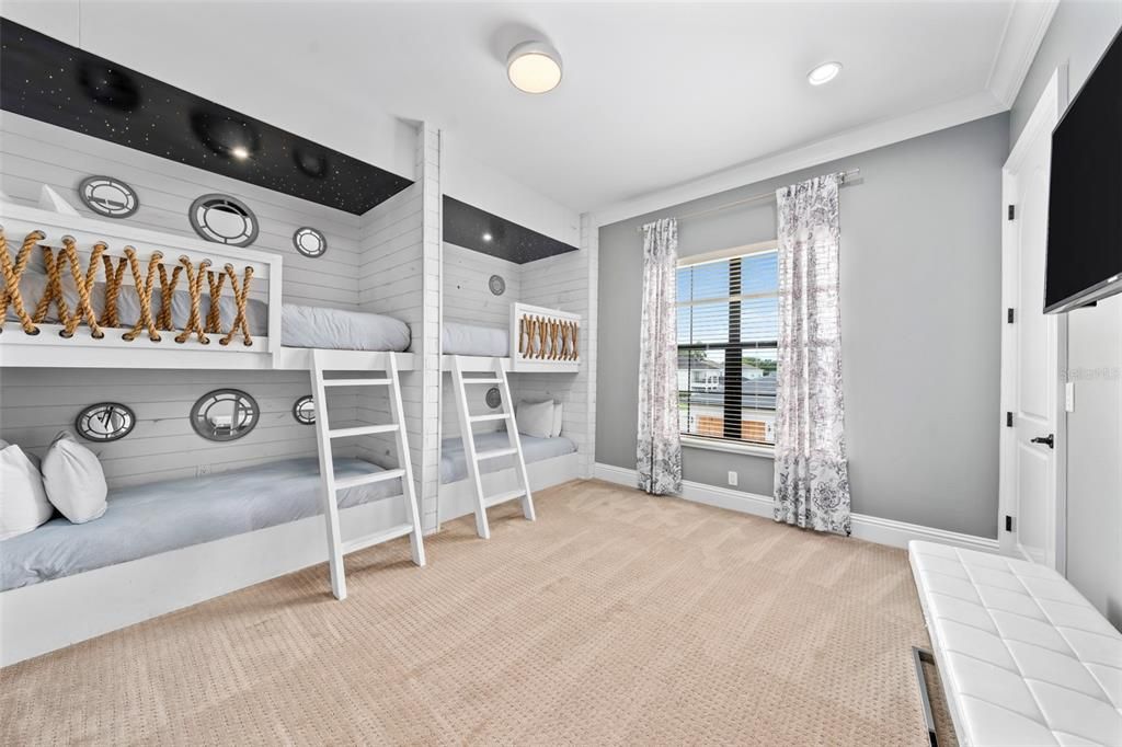 待售: $4,499,000 (14 贝兹, 15 浴室, 11719 平方英尺)