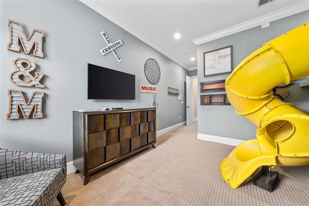 待售: $4,499,000 (14 贝兹, 15 浴室, 11719 平方英尺)