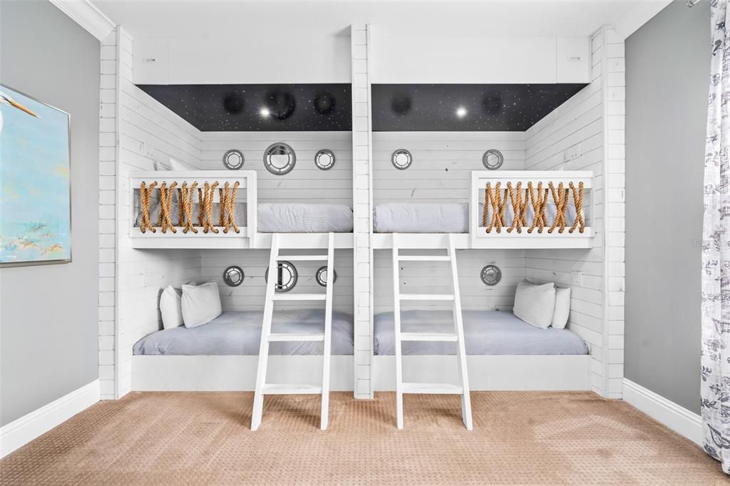 待售: $4,499,000 (14 贝兹, 15 浴室, 11719 平方英尺)