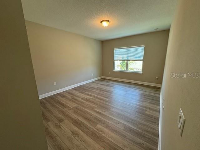 For Rent: $3,200 (3 beds, 2 baths, 1830 Square Feet)