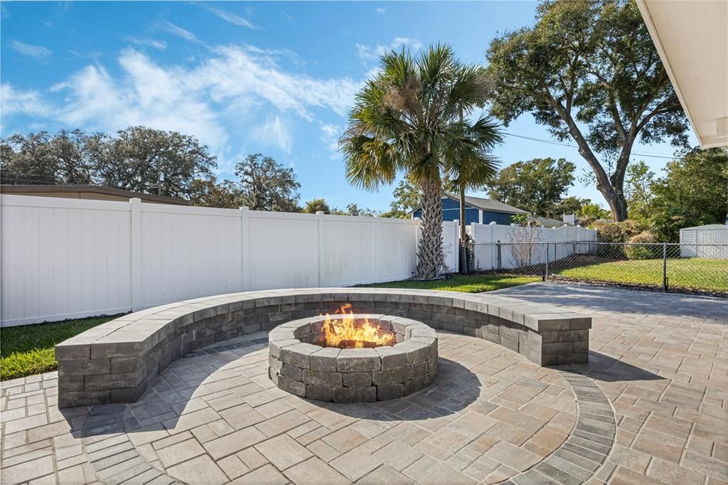 Backyard Entertaining Space