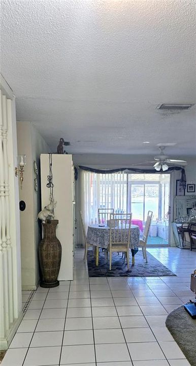 For Sale: $240,000 (3 beds, 2 baths, 1711 Square Feet)