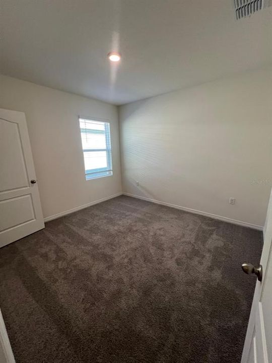 For Rent: $2,300 (3 beds, 2 baths, 1672 Square Feet)