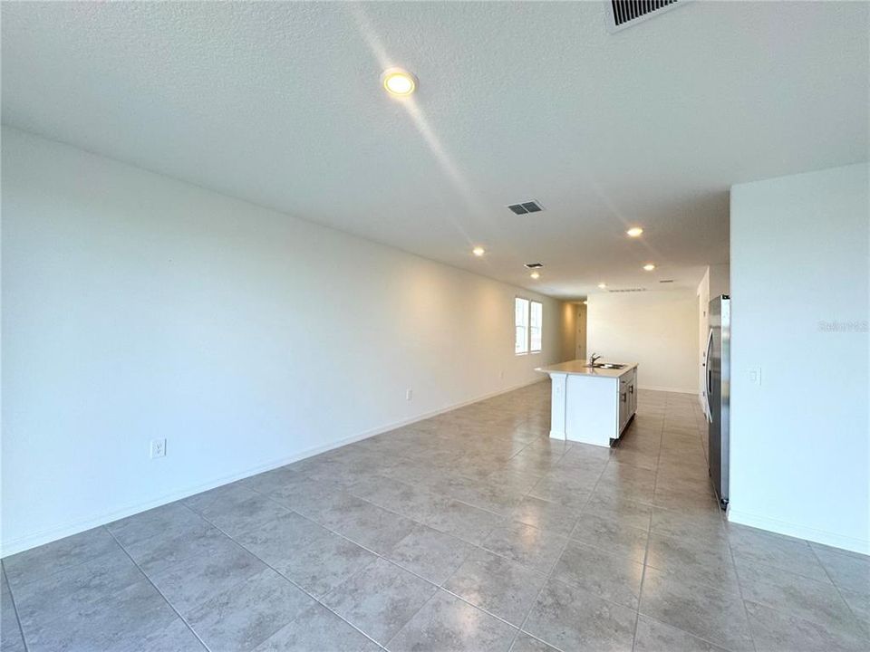 For Rent: $1,699 (3 beds, 2 baths, 1483 Square Feet)