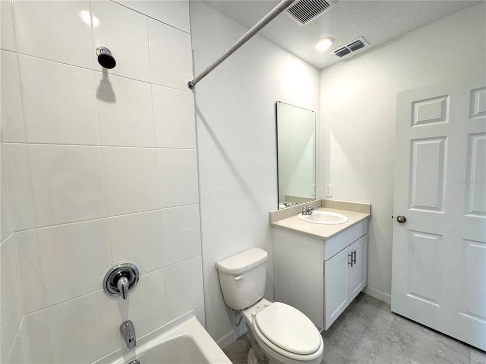 For Rent: $1,699 (3 beds, 2 baths, 1483 Square Feet)