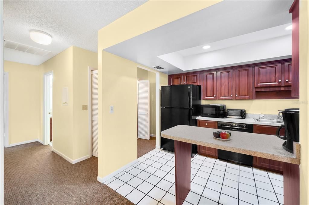 For Sale: $189,900 (2 beds, 2 baths, 1080 Square Feet)