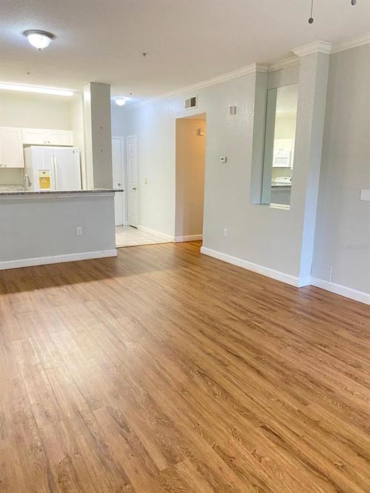 For Rent: $1,850 (2 beds, 2 baths, 1014 Square Feet)