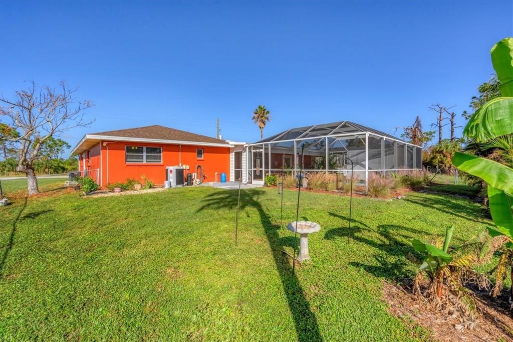 For Rent: $3,900 (3 beds, 2 baths, 1554 Square Feet)