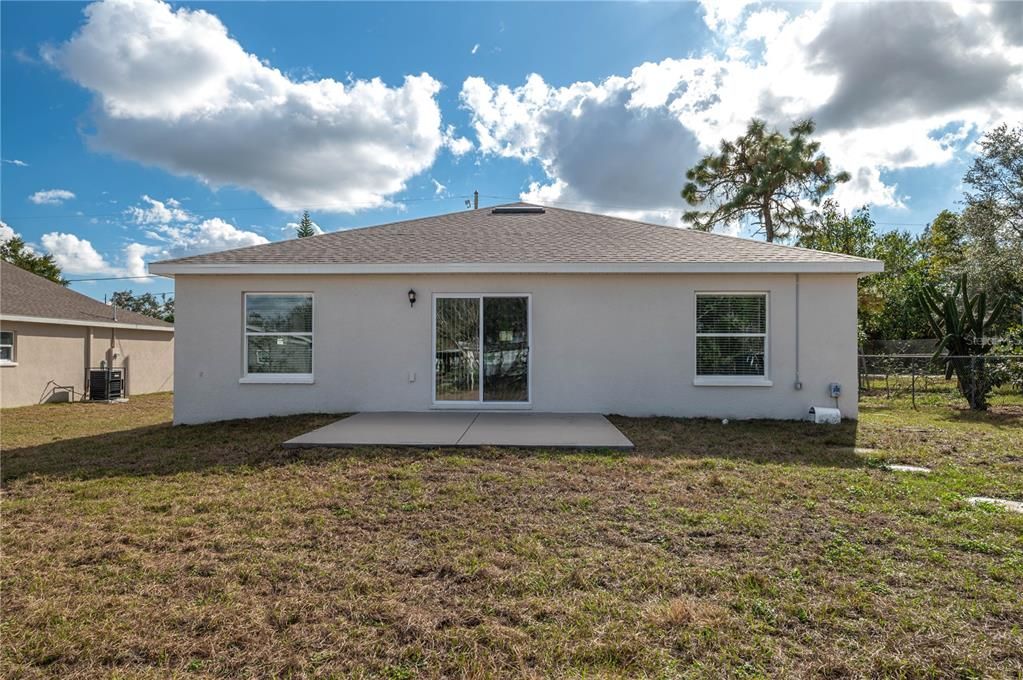 For Sale: $315,000 (3 beds, 2 baths, 1569 Square Feet)