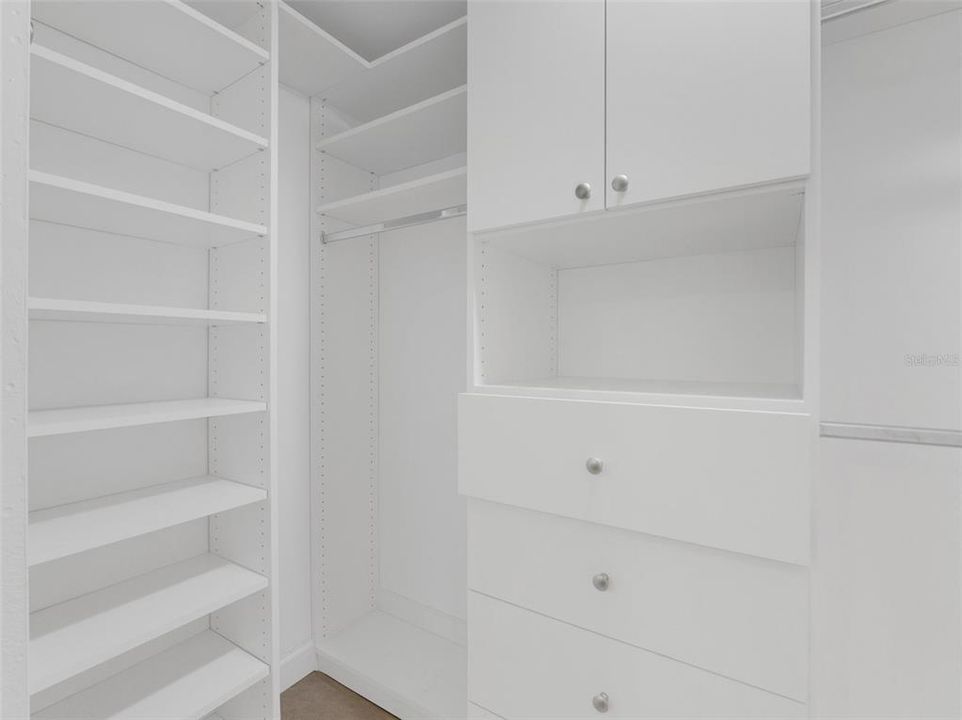 Walk-in closet with custom closet design