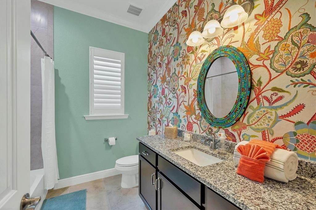 出租: $5,200 (3 贝兹, 2 浴室, 2158 平方英尺)