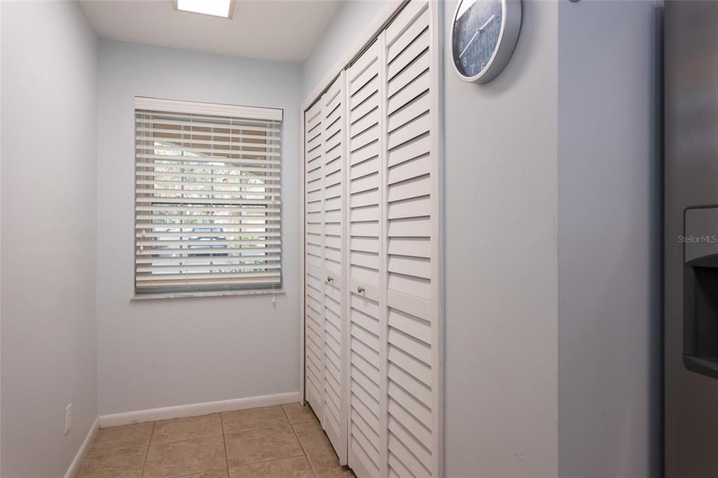 For Sale: $279,000 (2 beds, 2 baths, 1020 Square Feet)