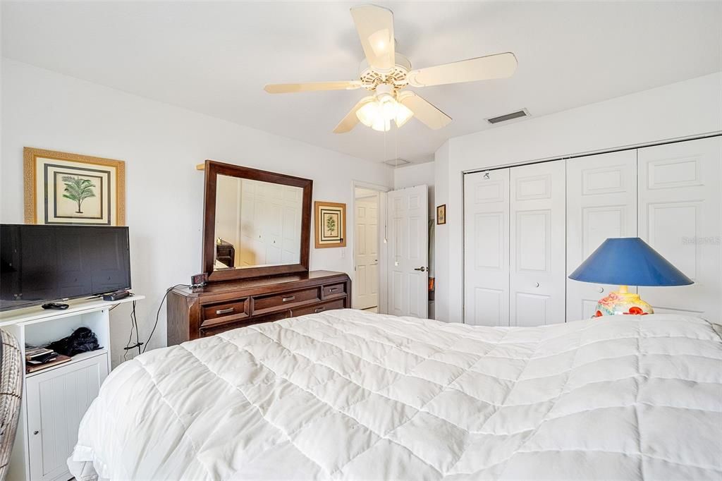 For Sale: $229,900 (3 beds, 2 baths, 1668 Square Feet)