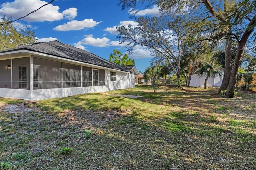 For Sale: $410,000 (3 beds, 2 baths, 1910 Square Feet)