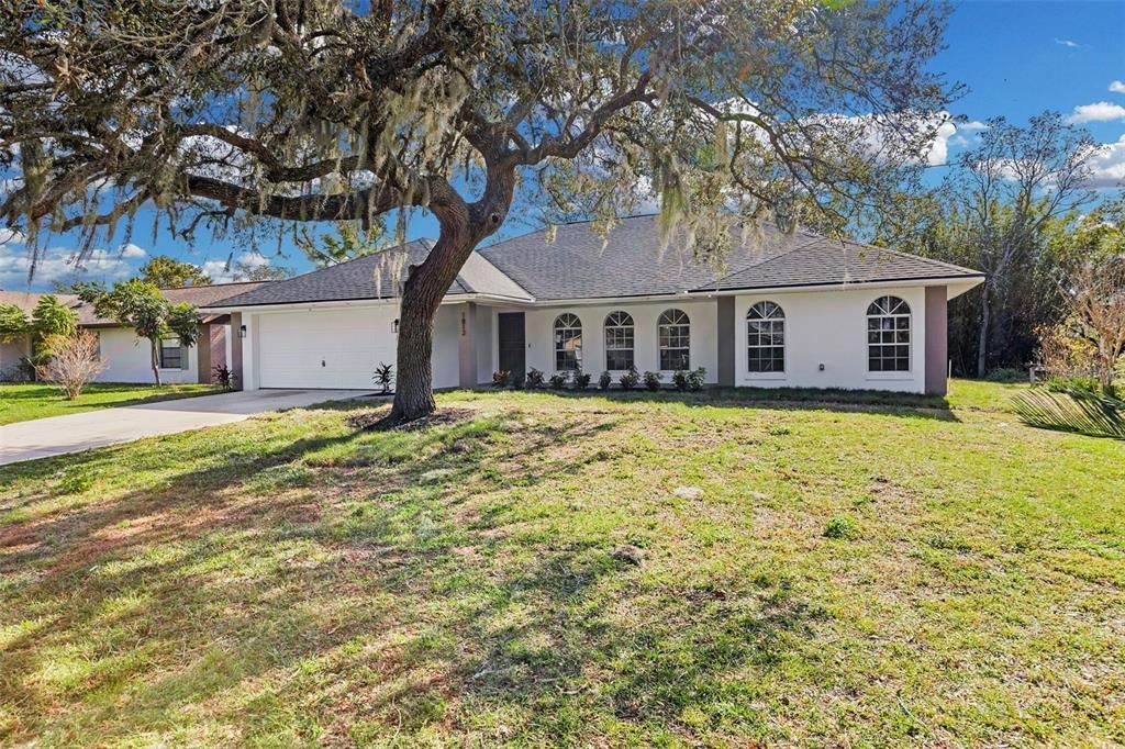 For Sale: $410,000 (3 beds, 2 baths, 1910 Square Feet)