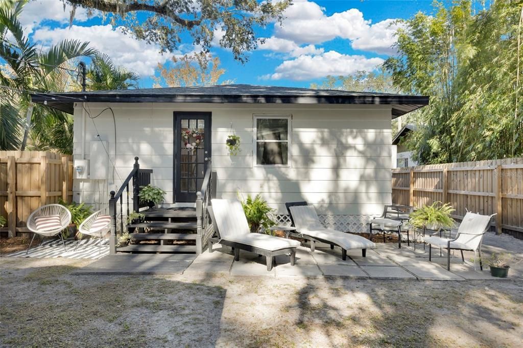 For Sale: $385,000 (3 beds, 1 baths, 1204 Square Feet)