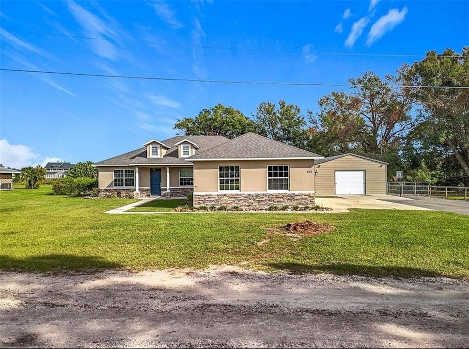 For Sale: $519,000 (3 beds, 2 baths, 1934 Square Feet)