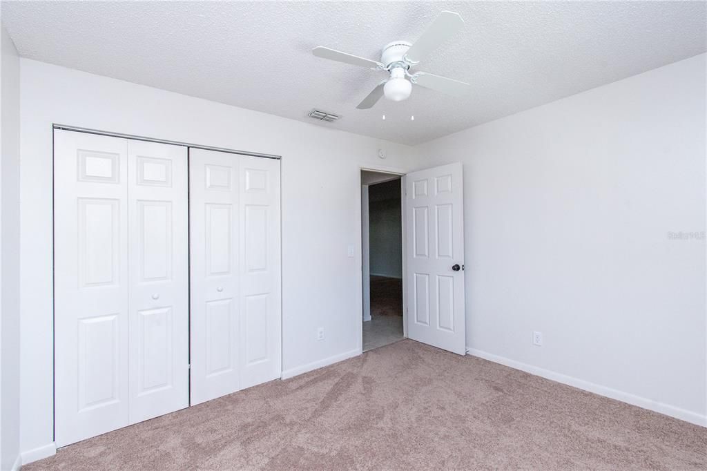 For Sale: $149,000 (2 beds, 2 baths, 864 Square Feet)