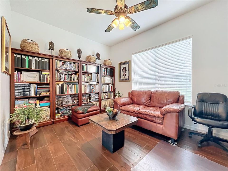 For Sale: $479,000 (2 beds, 2 baths, 2388 Square Feet)