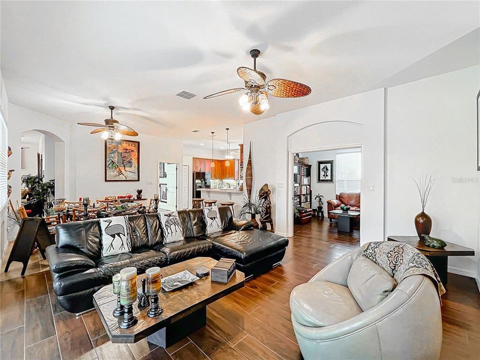 For Sale: $479,000 (2 beds, 2 baths, 2388 Square Feet)