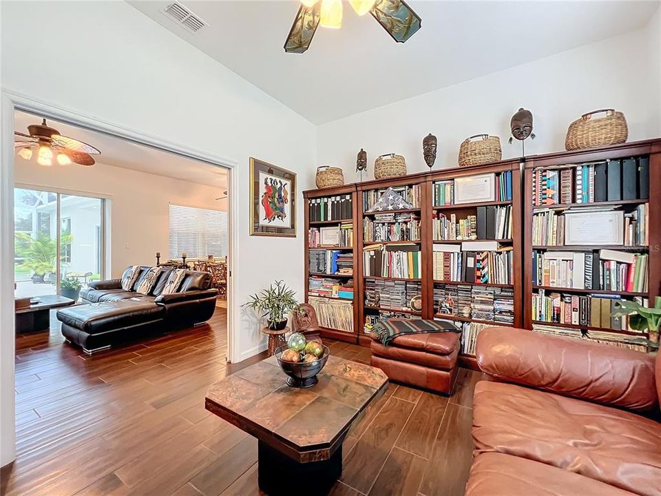 For Sale: $479,000 (2 beds, 2 baths, 2388 Square Feet)