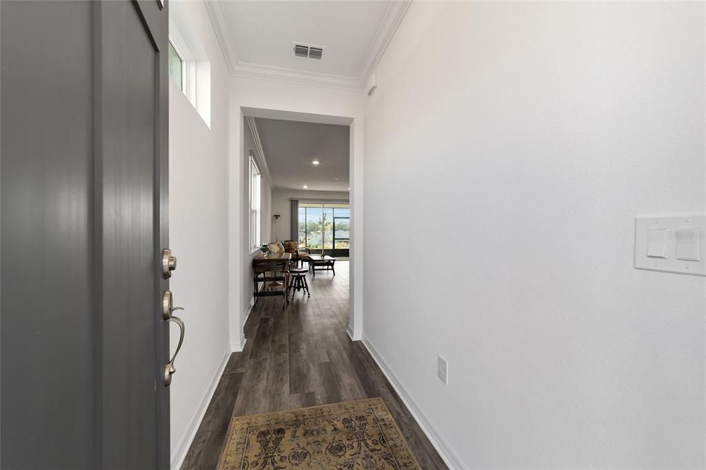 For Sale: $299,000 (2 beds, 2 baths, 1432 Square Feet)