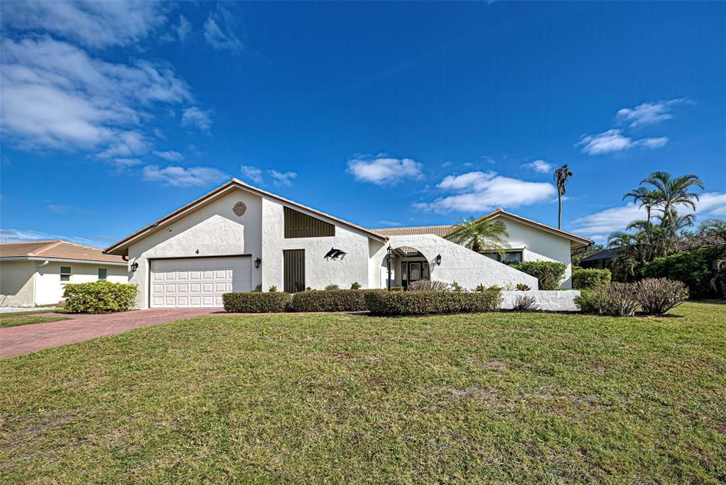 For Sale: $525,000 (3 beds, 2 baths, 2078 Square Feet)