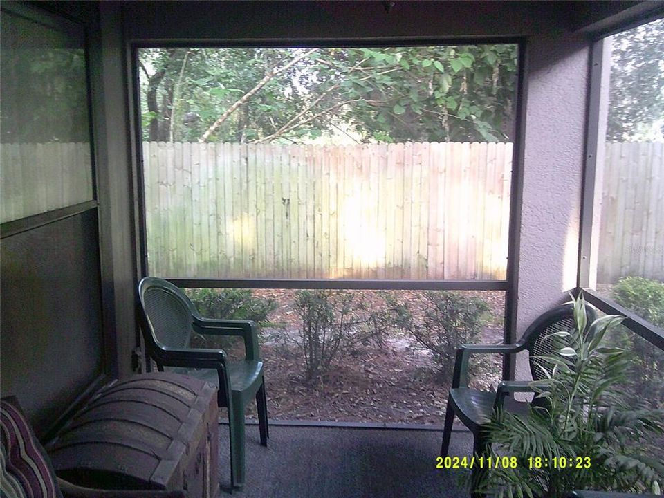 合同活跃: $150,000 (2 贝兹, 2 浴室, 912 平方英尺)