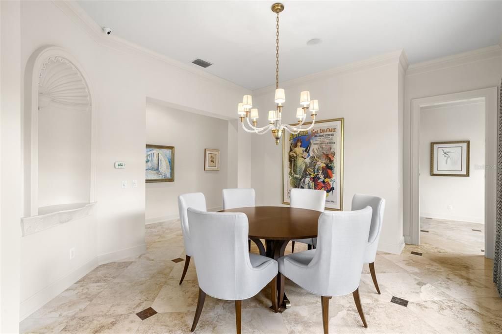 For Sale: $1,999,000 (4 beds, 3 baths, 3737 Square Feet)