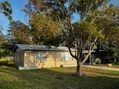 For Rent: $1,600 (2 beds, 1 baths, 784 Square Feet)