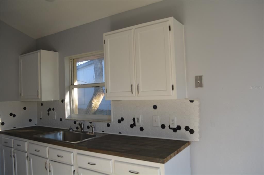 Butcher block counter top