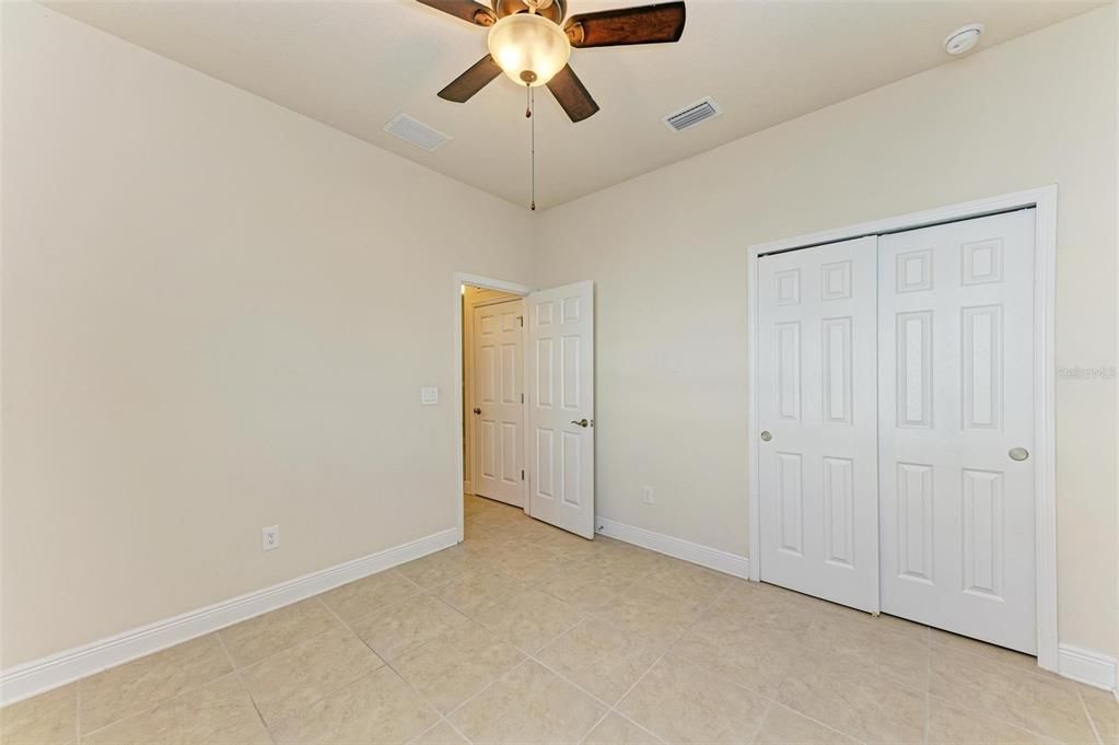 For Sale: $405,000 (4 beds, 2 baths, 1863 Square Feet)