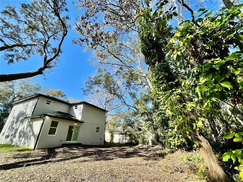 For Sale: $599,000 (3 beds, 2 baths, 2000 Square Feet)