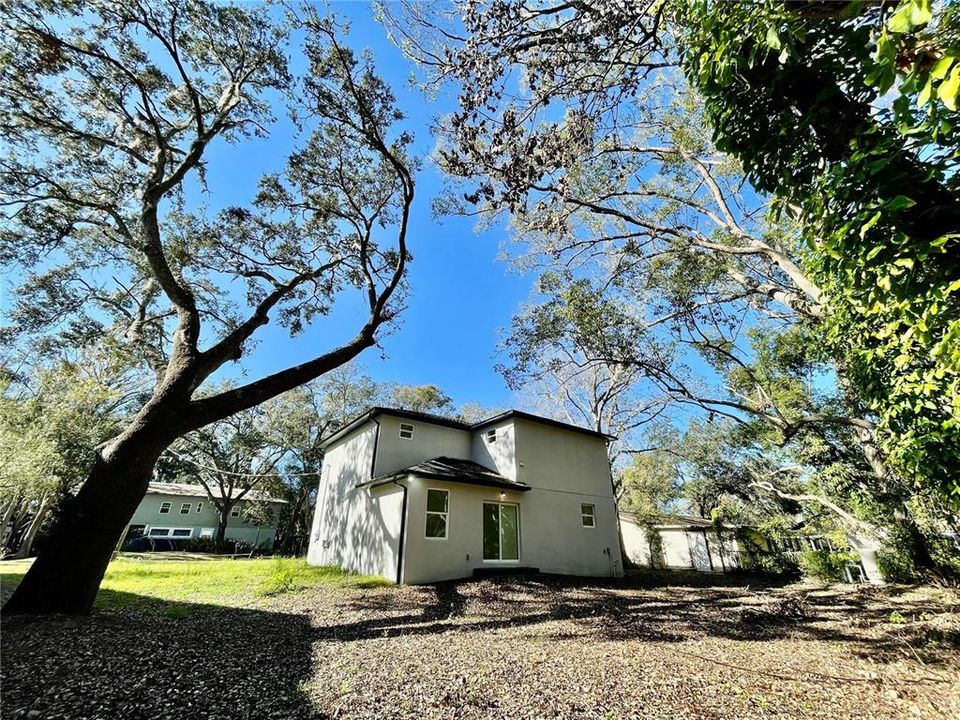 For Sale: $599,000 (3 beds, 2 baths, 2000 Square Feet)