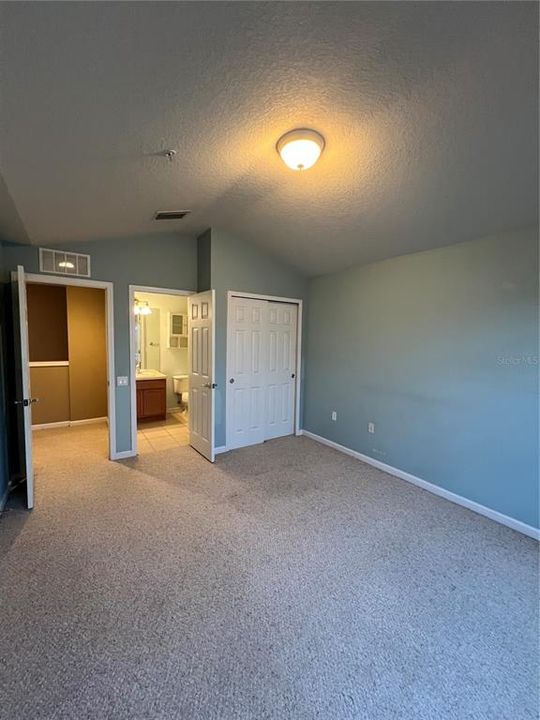 For Rent: $2,000 (2 beds, 2 baths, 1771 Square Feet)