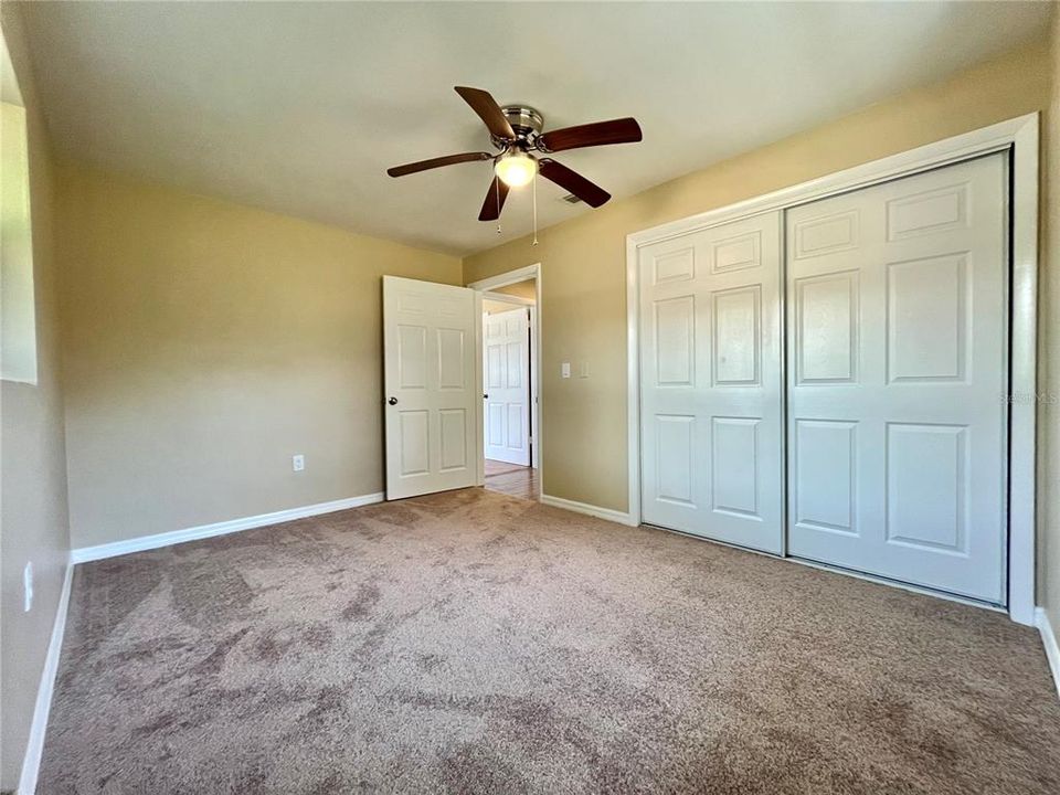 For Sale: $199,900 (2 beds, 1 baths, 1420 Square Feet)