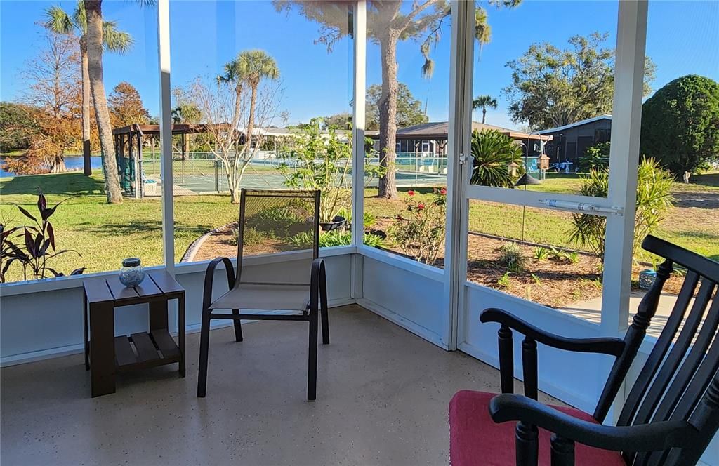 SCREENED PORCH