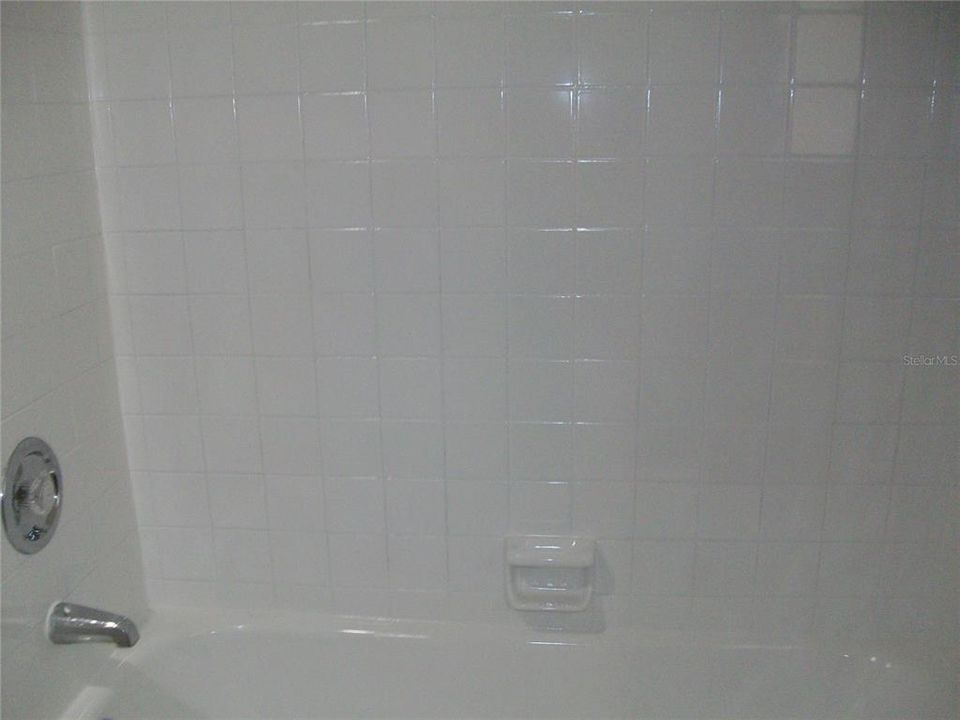 Bathroom 2 Tub