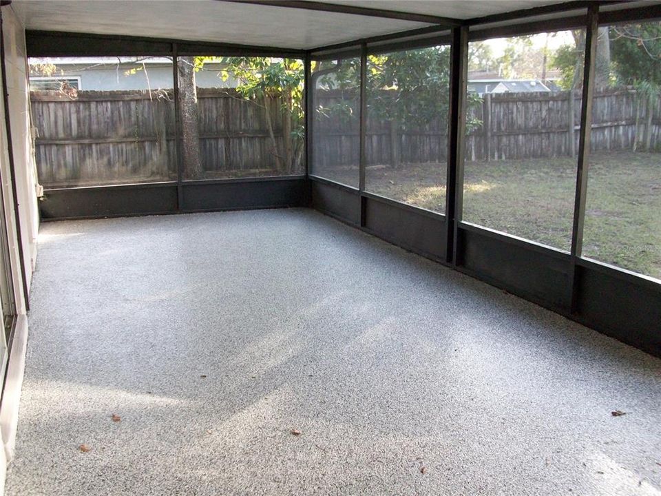 Screened in Porch