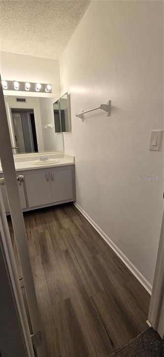 For Rent: $1,695 (2 beds, 2 baths, 1002 Square Feet)