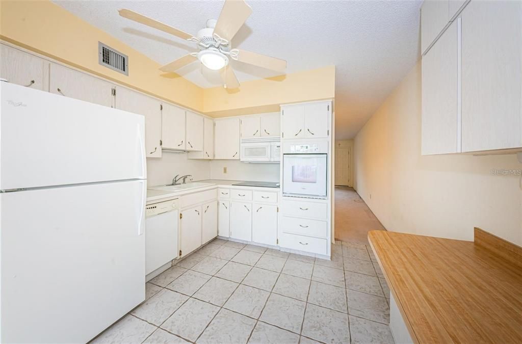 Kitchen picture before new LVP flooring