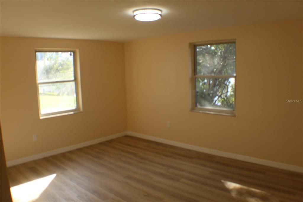 For Rent: $2,000 (3 beds, 2 baths, 1518 Square Feet)