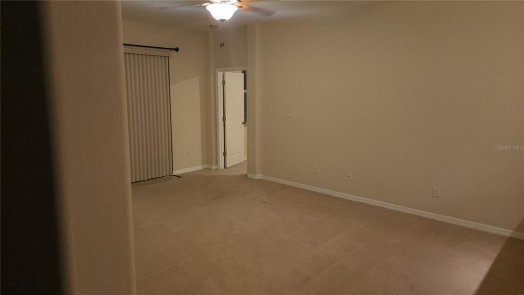 For Rent: $2,125 (3 beds, 2 baths, 1476 Square Feet)