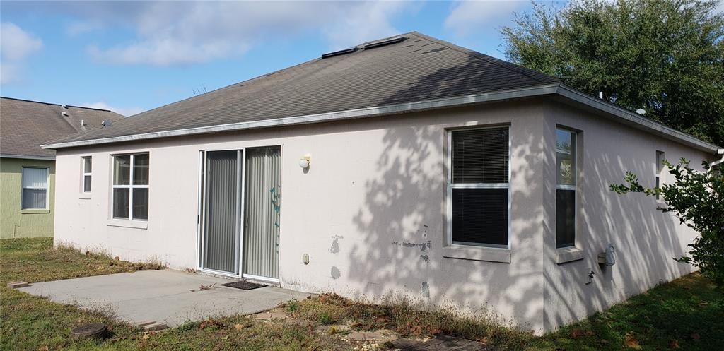 For Rent: $2,125 (3 beds, 2 baths, 1476 Square Feet)